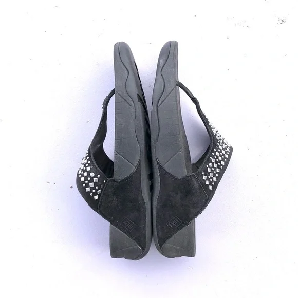 Fitflop Black Suede Thong Sandals Studs Rhinestones Sz 5 - Picture 4 of 7